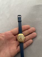 Certina Automatic “Club 2000” — cadran doré, bracelet bleu 