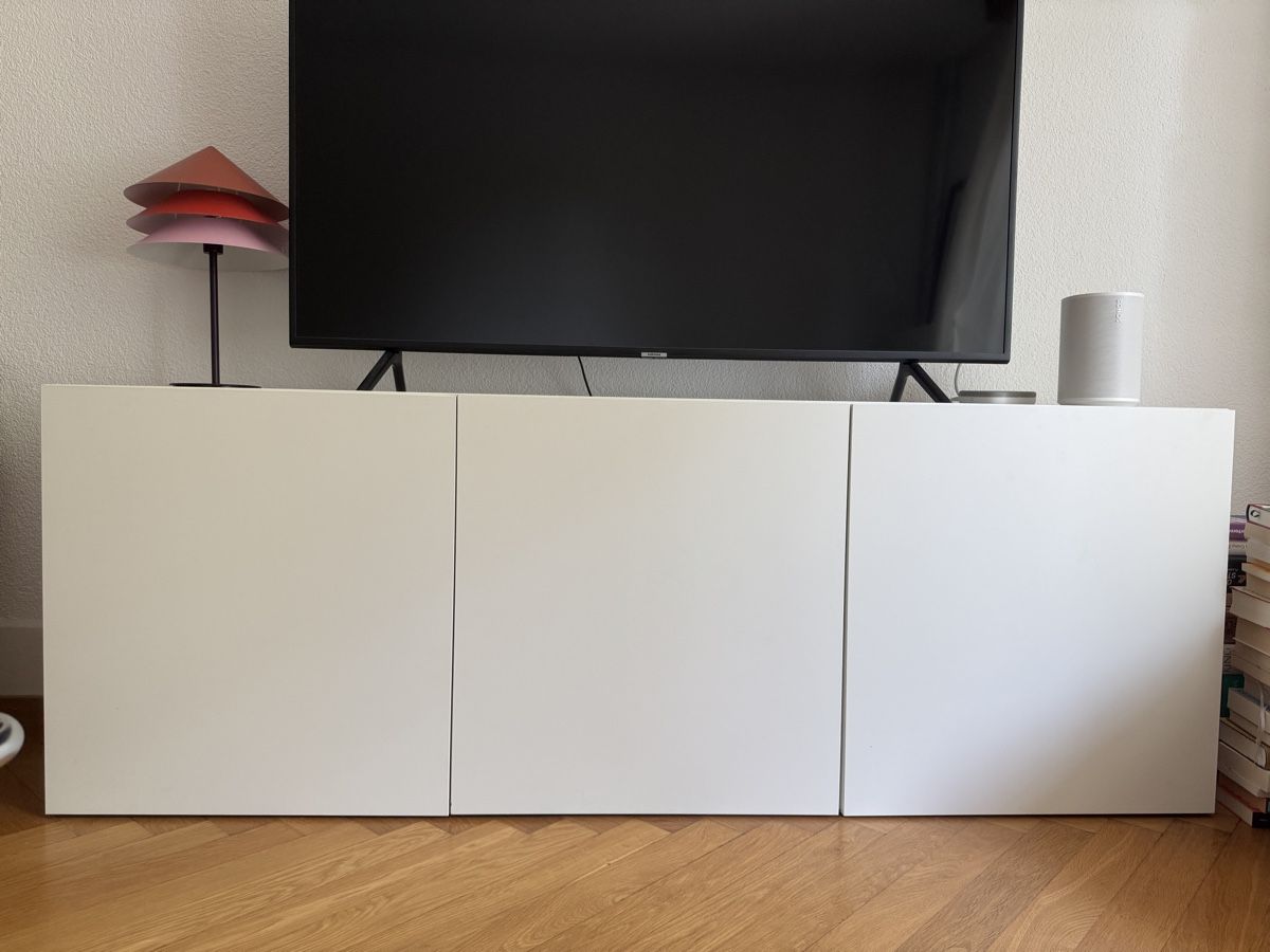 Ikea Meubles TV: IKEA BESTÅ TV Möbel – D'occasion à Bern par lau_5jsc