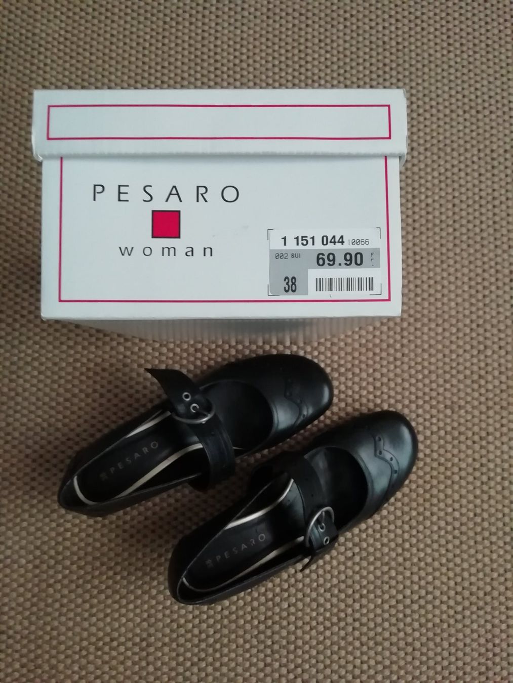 Scarpe da donna: Pumps mit Absatz, Gr. 38 schwarz, neu – Nuovo e nell'imballaggio originale da Basel venduto da Thymia 7