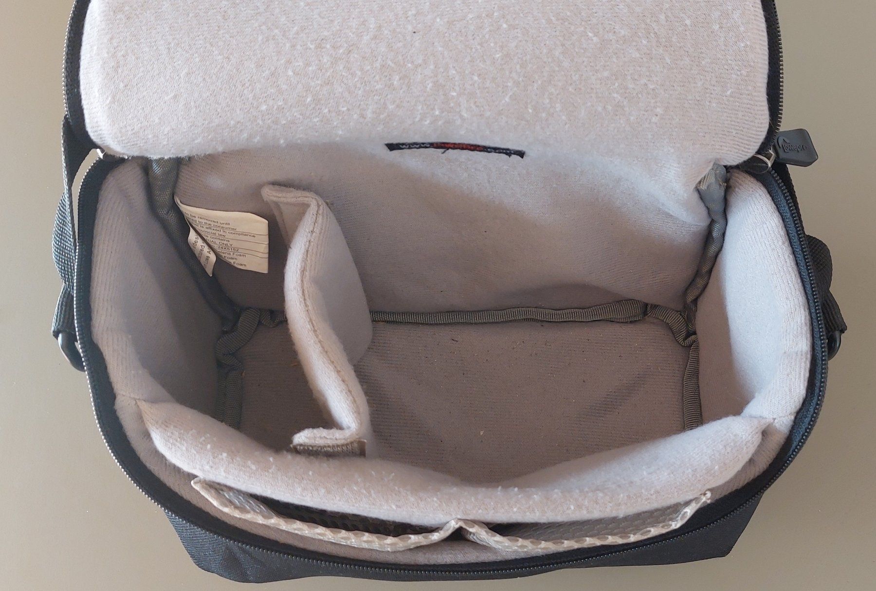 Borse: Lowepro kleine Kameratasche – Usato da Adliswil venduto da JulienCycling 2