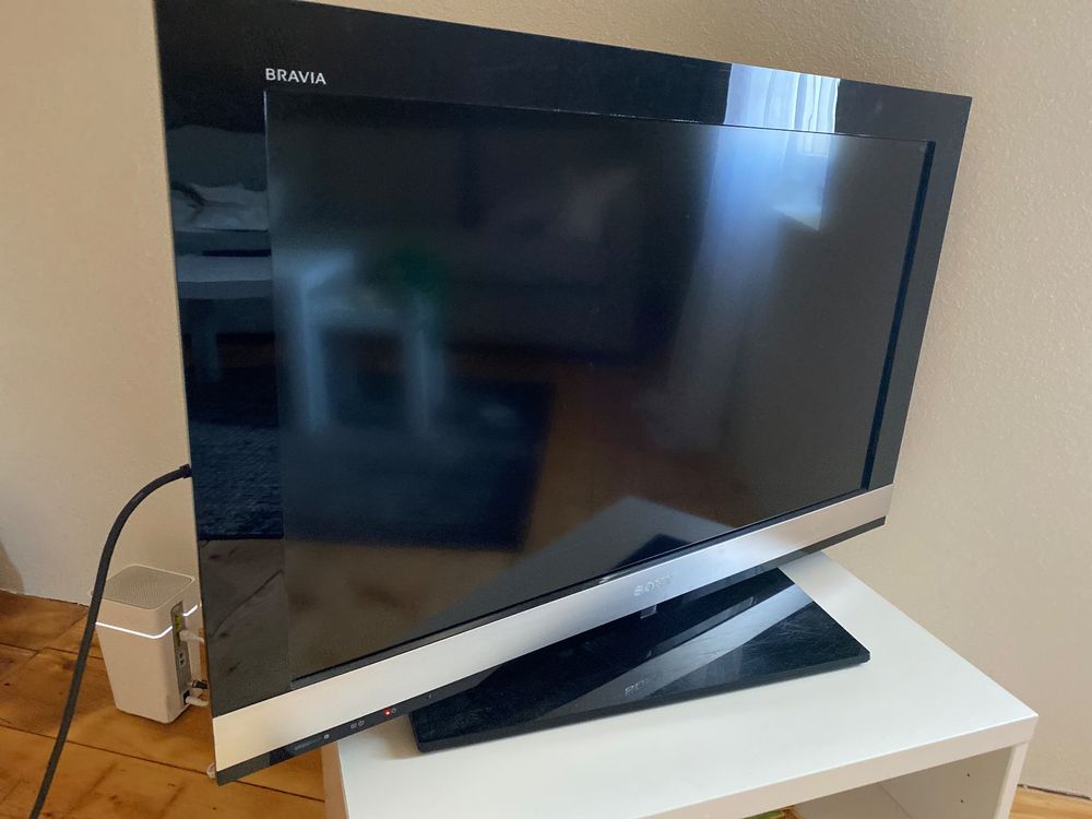 **TV Sony Bravia Diagonale 80 cm funktioniert einwandfrei** Kaufen