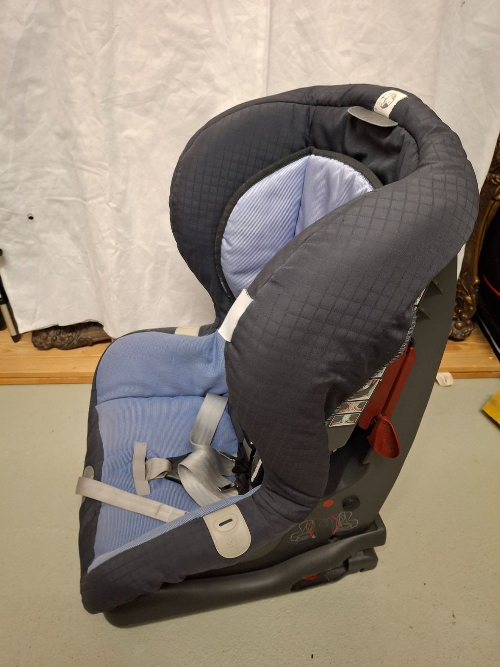 Britax Römer Seggiolini per auto: Britax Römer Duo Plus 9 - 18 kg – Usato da Birmensdorf ZH venduto da portalis 2