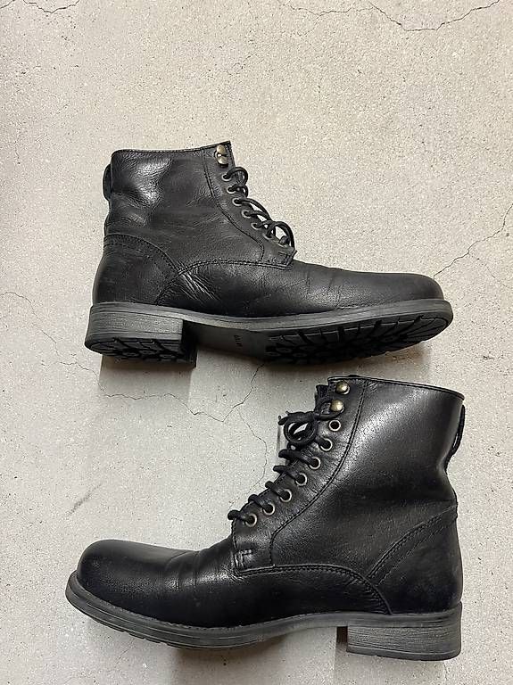 Herrenschuhe: Herren Stifel – Gebraucht aus Binningen von Giusi. 2