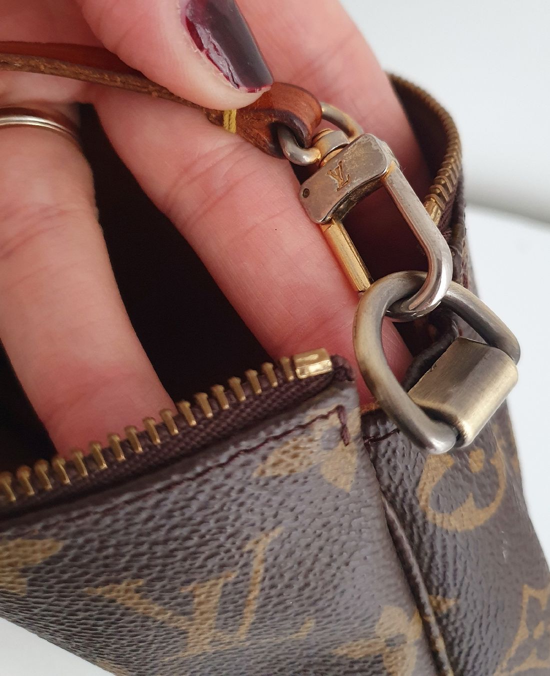 Louis Vuitton Borse da donna: Louis Vuitton Pochette Accessoires Monogram Canvas – Usato da Niederteufen venduto da Mira_72 6