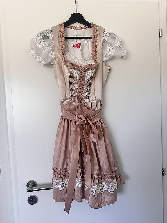 Krüger Vestiti: Krüger Dirndl mit Bluse – Usato da Liebefeld venduto da ang_jvw7
