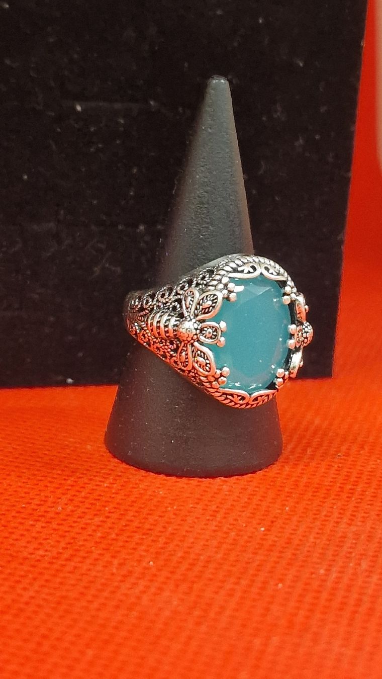Anelli: Vintage ring mit hellblauem Stein, Grösse 17.5 mm – Usato da Herisau venduto da Antiques.AR