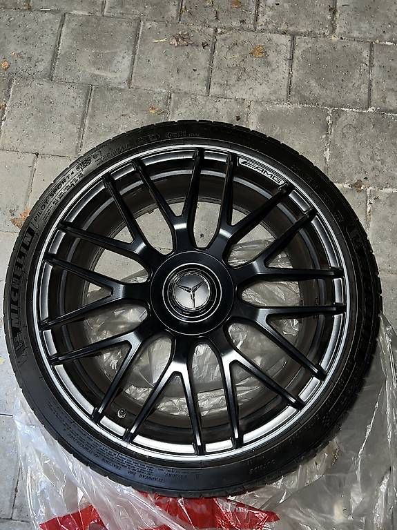 Cerchioni: Mercedes C63s W205 – Usato da Ballwil venduto da flo_hw8s