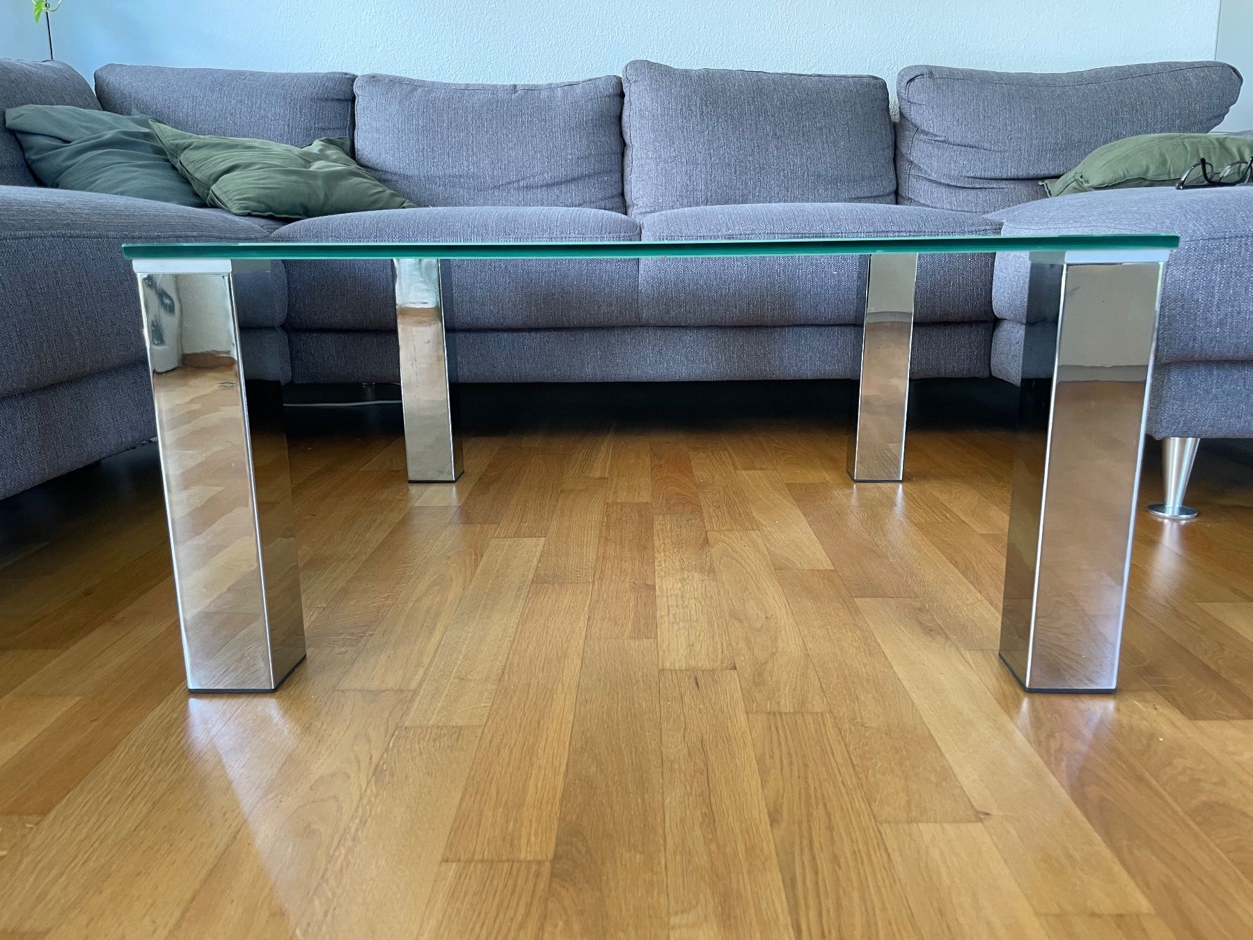 Tavoli: Moderner Glastisch mit Chromfüssen – Usato da Staufen venduto da sezzian 1