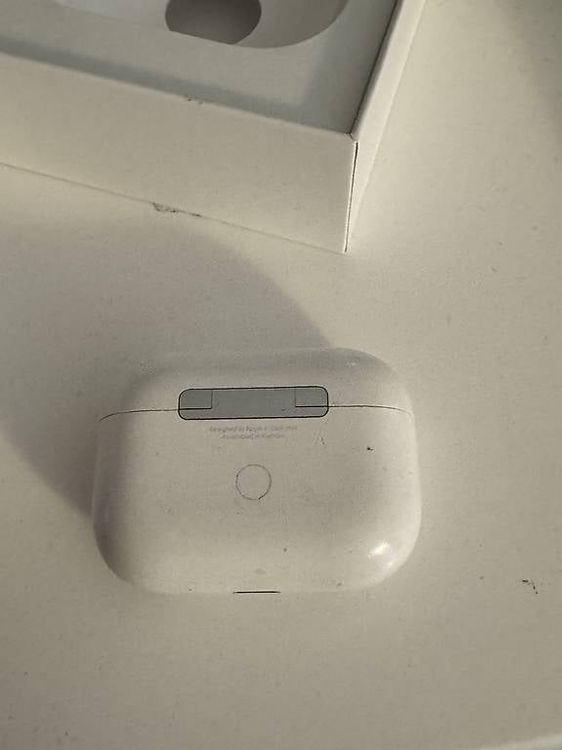AirPods Pro (1.gen)  3