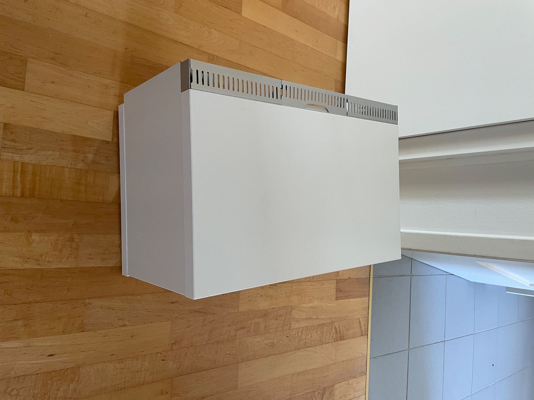 Ikea Mobili TV: Fernsehmöbel weiss – Usato da Zürich venduto da brilu23 2