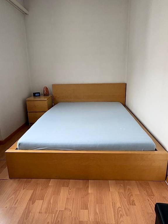 Lits:  Bett Ikea 160x210 – D'occasion à Carabbia par cla_g5xx
