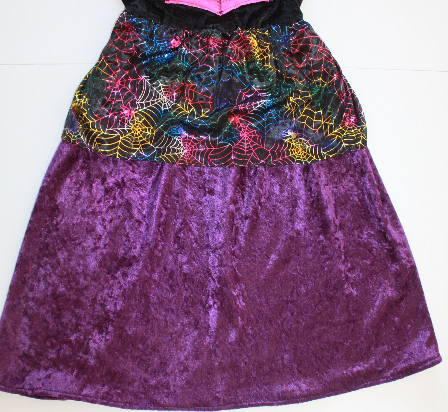 Costumes: Costume sorcière / Hexe t. 4 - 5 ans – D'occasion à Peseux par CoolShoping 5