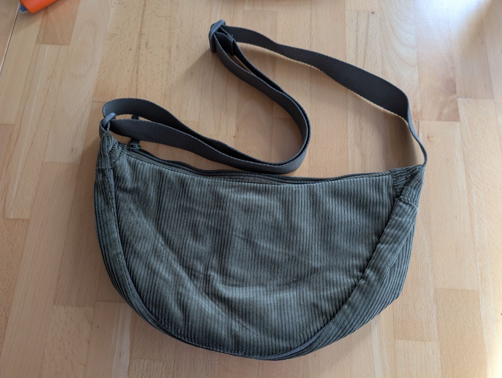 Uniqlo Borse: UNIQLO Bauchtäschli – Nuovo (secondo la descrizione) da Nussbaumen AG venduto da anne.cozy 1