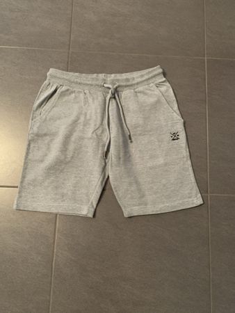 Short gris