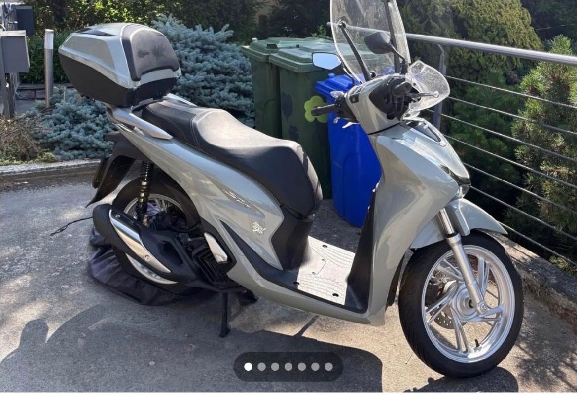 Honda Scooter: Honda SH 125 cm3, Topcase – Usato da Savièse venduto da potzo75