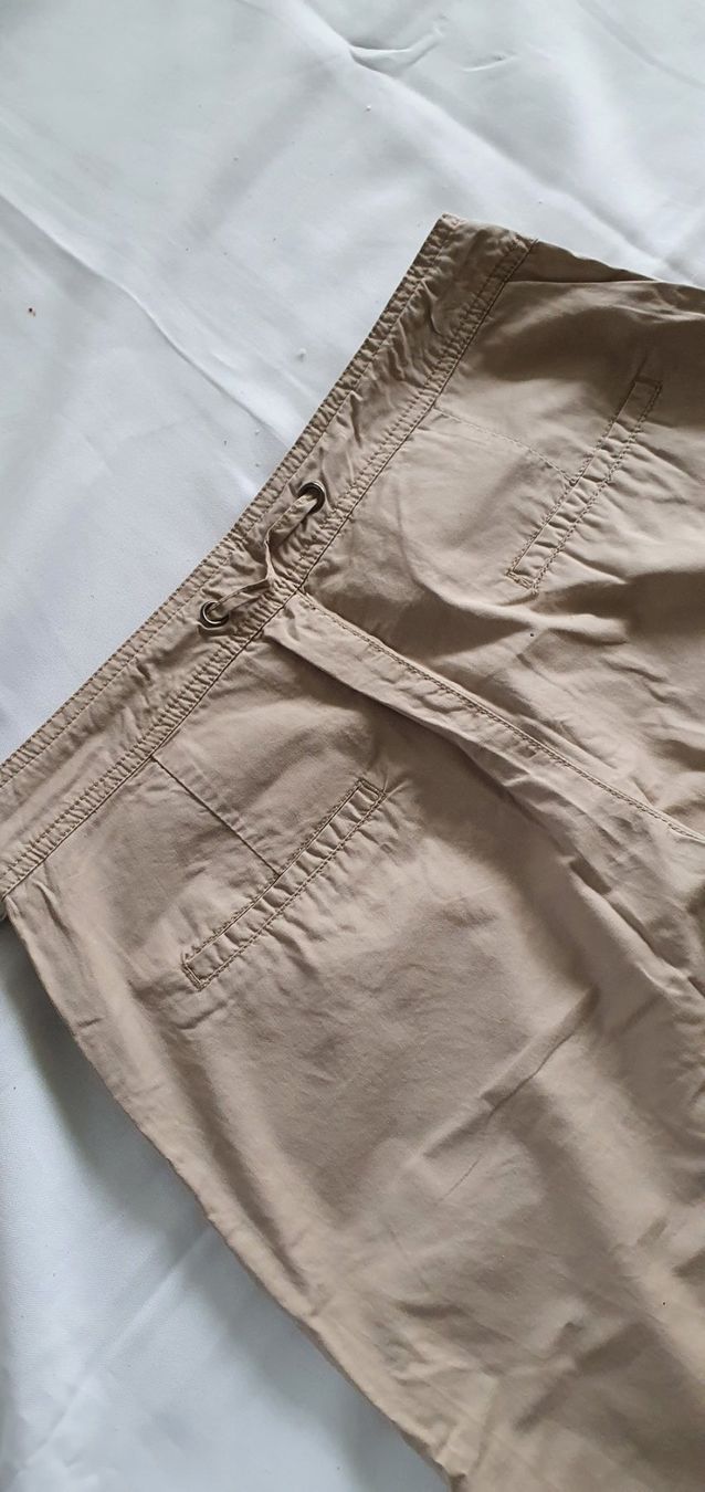 Pantaloni: Beige lange Sommerhose – Usato da Niederbuchsiten venduto da klengyel 4