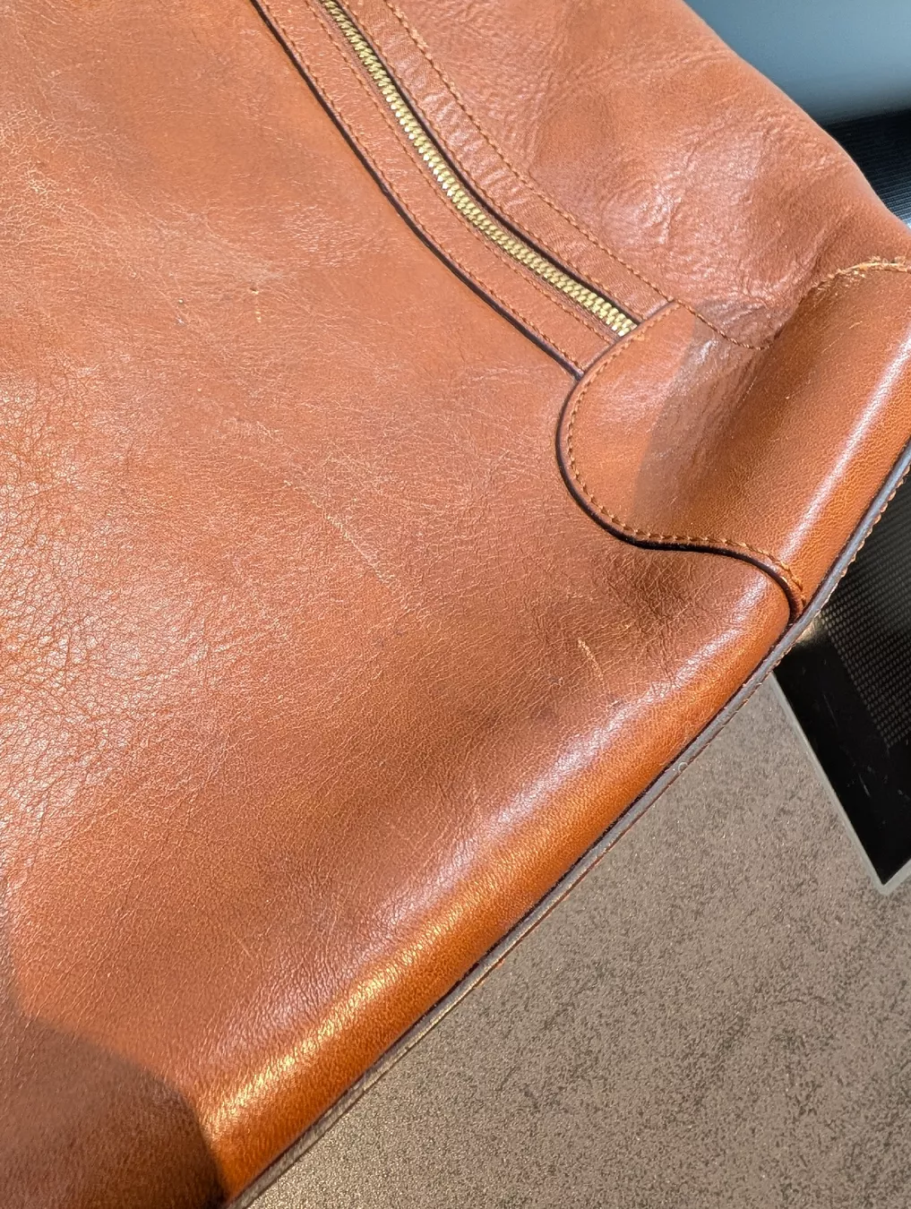 Massimo Dutti Taschen für Damen: Tasche Massimo Dutti – Gebraucht aus Nussbaumen AG von noemi.anne 4