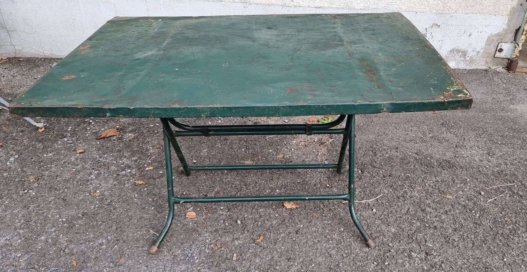 Tavoli: Alter Gartentisch – Usato da Berschis venduto da treedosha01