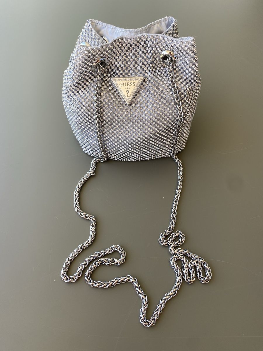 Guess Sacs femmes: Guess - Sac à main argenté – Neuf (Voir description) à Genève par TheMattiBoutique 1