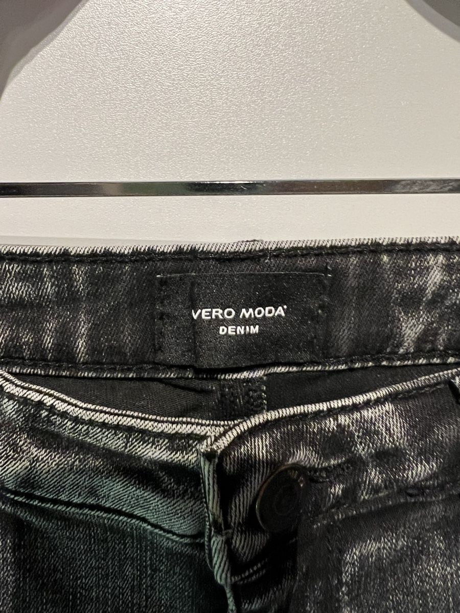Vero Moda Jeans: Damen Jeans Vero Moda  – Usato da Fribourg venduto da ank74 2