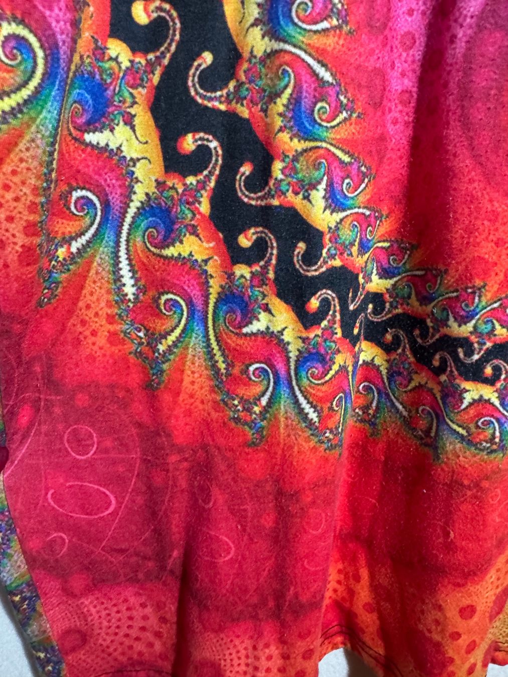 T-shirt: Buntes T-Shirt Gr. XXL – Usato da Grosswangen venduto da SALE_SALE_SALE 2