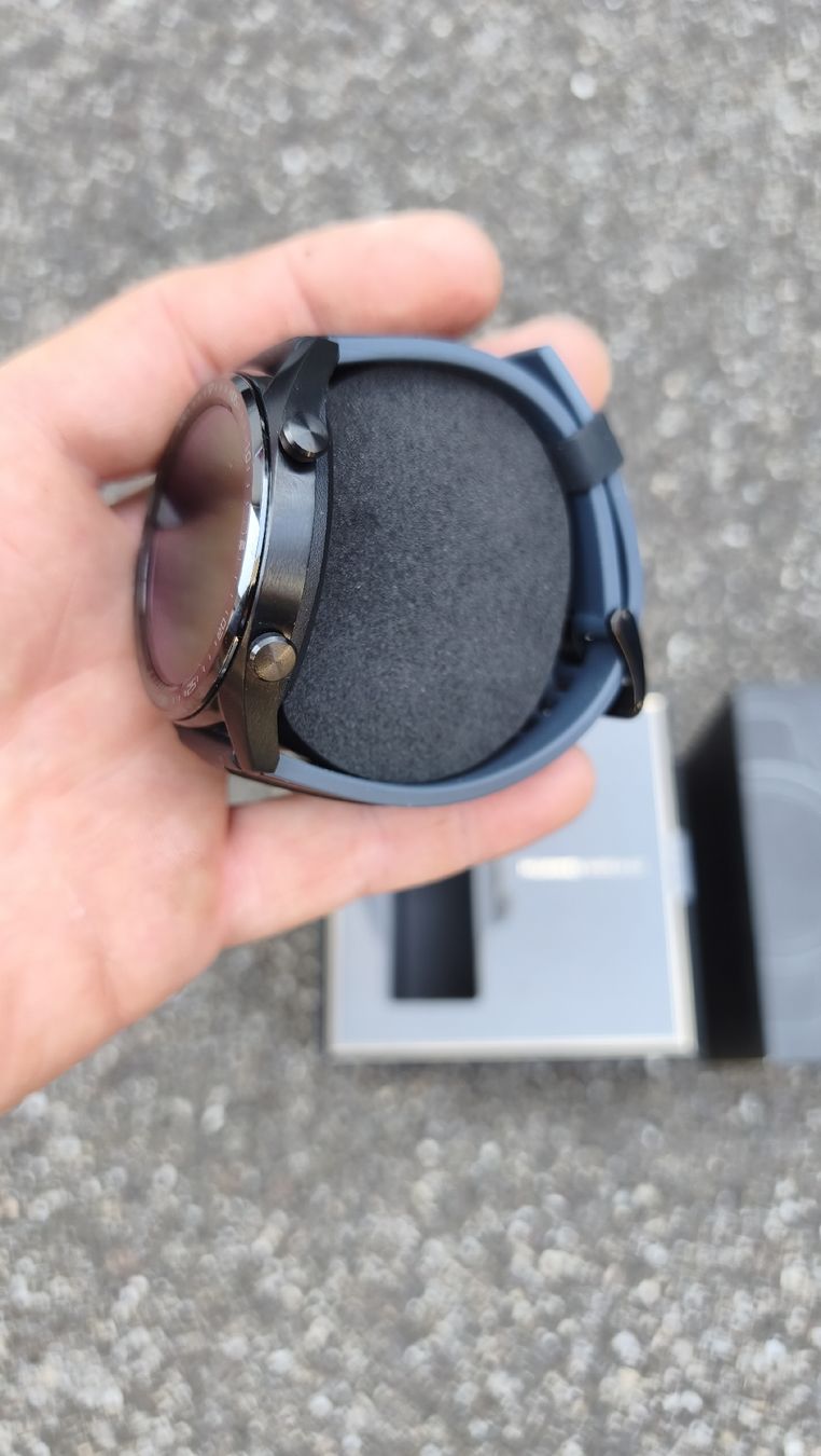 Huawei Smartwatch: huawei watch gt – Difettoso da Büsserach venduto da Karri