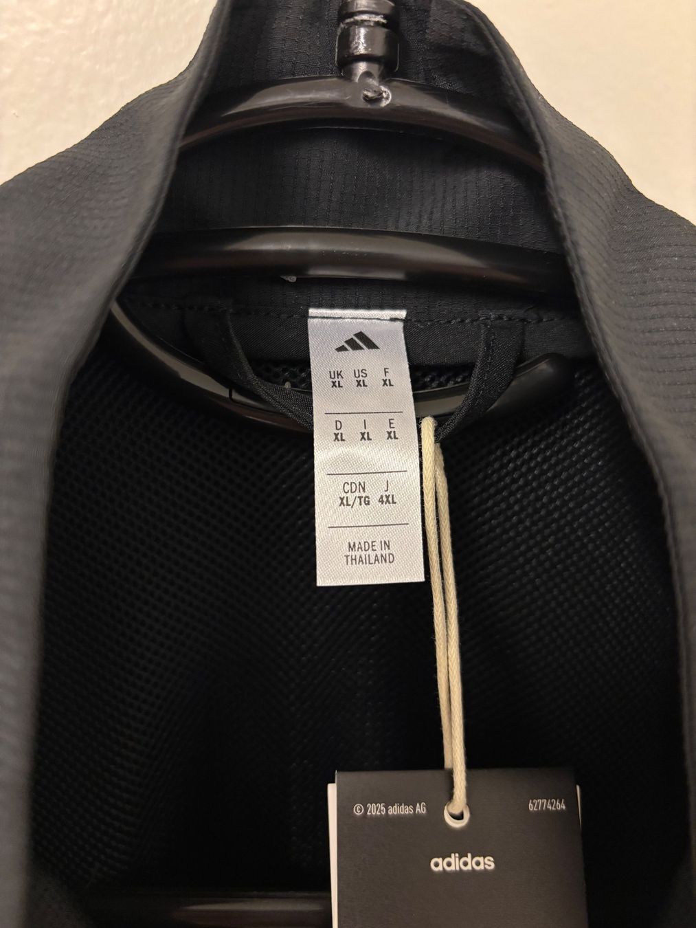 Adidas Giacche: Adidas Fussballjacke – Nuovo e nell'imballaggio originale da Zürich venduto da mc_mike77 2