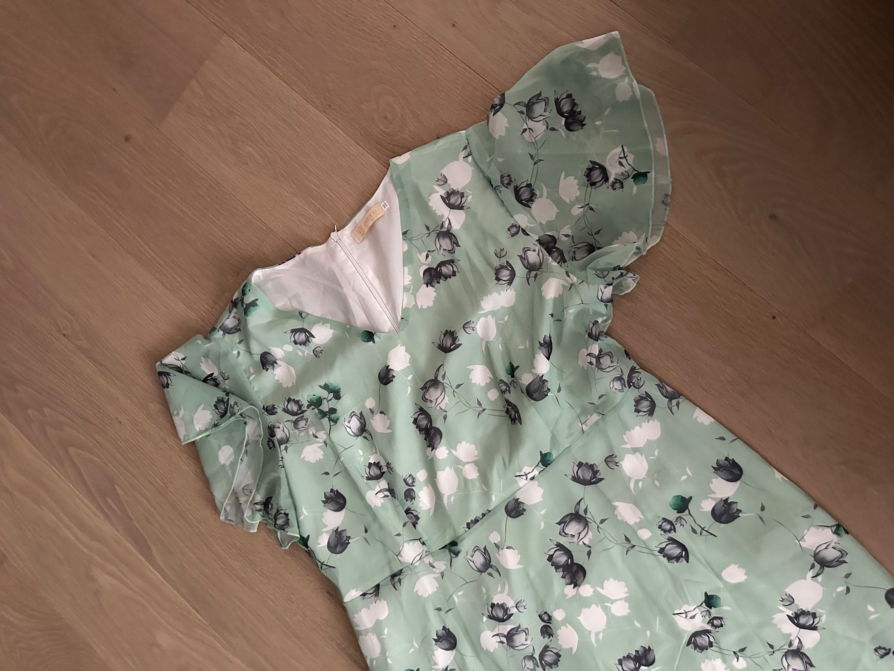 Vestiti: Sommerliches Maxikleid, Blumenmuster – Nuovo (secondo la descrizione) da Pfäffikon ZH venduto da bingo74 1