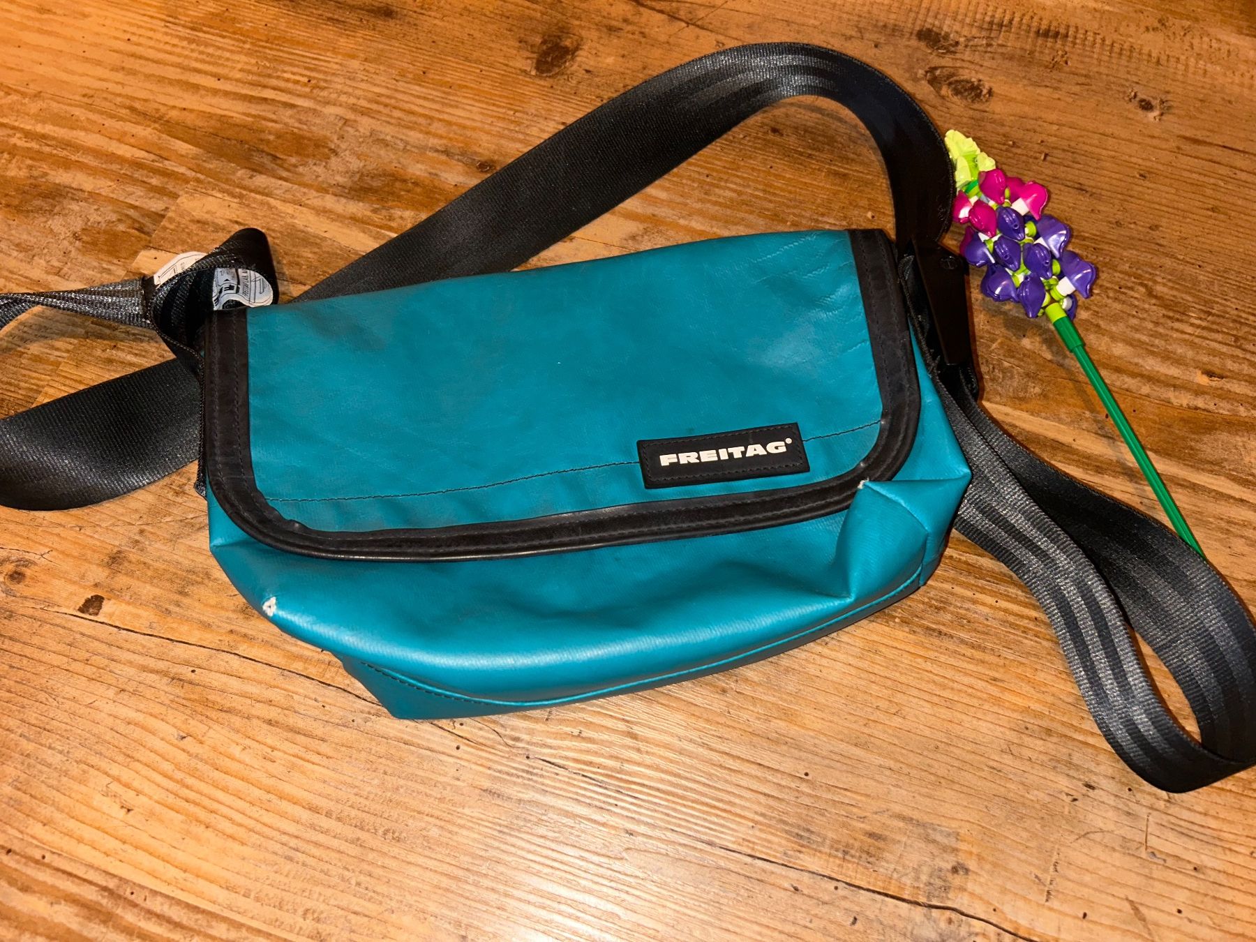Freitag Taschen: Freitag F41 – Gebraucht aus Safenwil von 2hand_aber_wertvoll