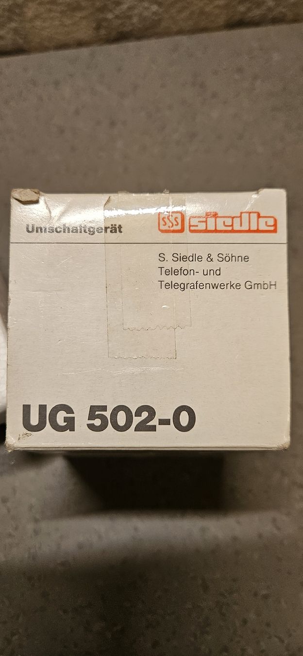 Siemens Sistema di controllo: SSS Siedle UG 502-0 Umschaltgeraet – Nuovo e nell'imballaggio originale da Baar venduto da Vel...Baar45 1