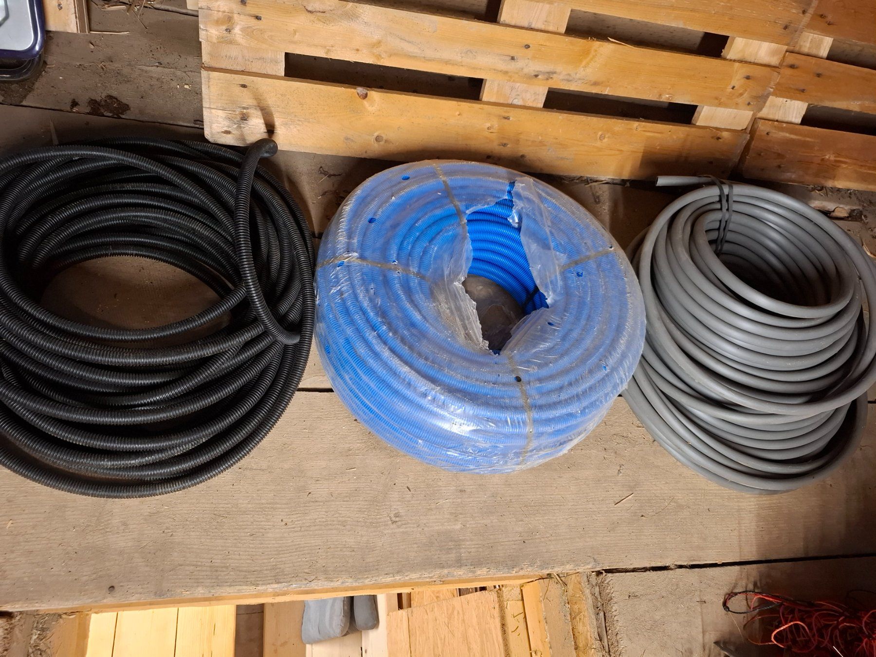 Rohre & Schläuche: Stromer Rohre / Elektro – Gebraucht aus Steg im Tösstal von LARO14