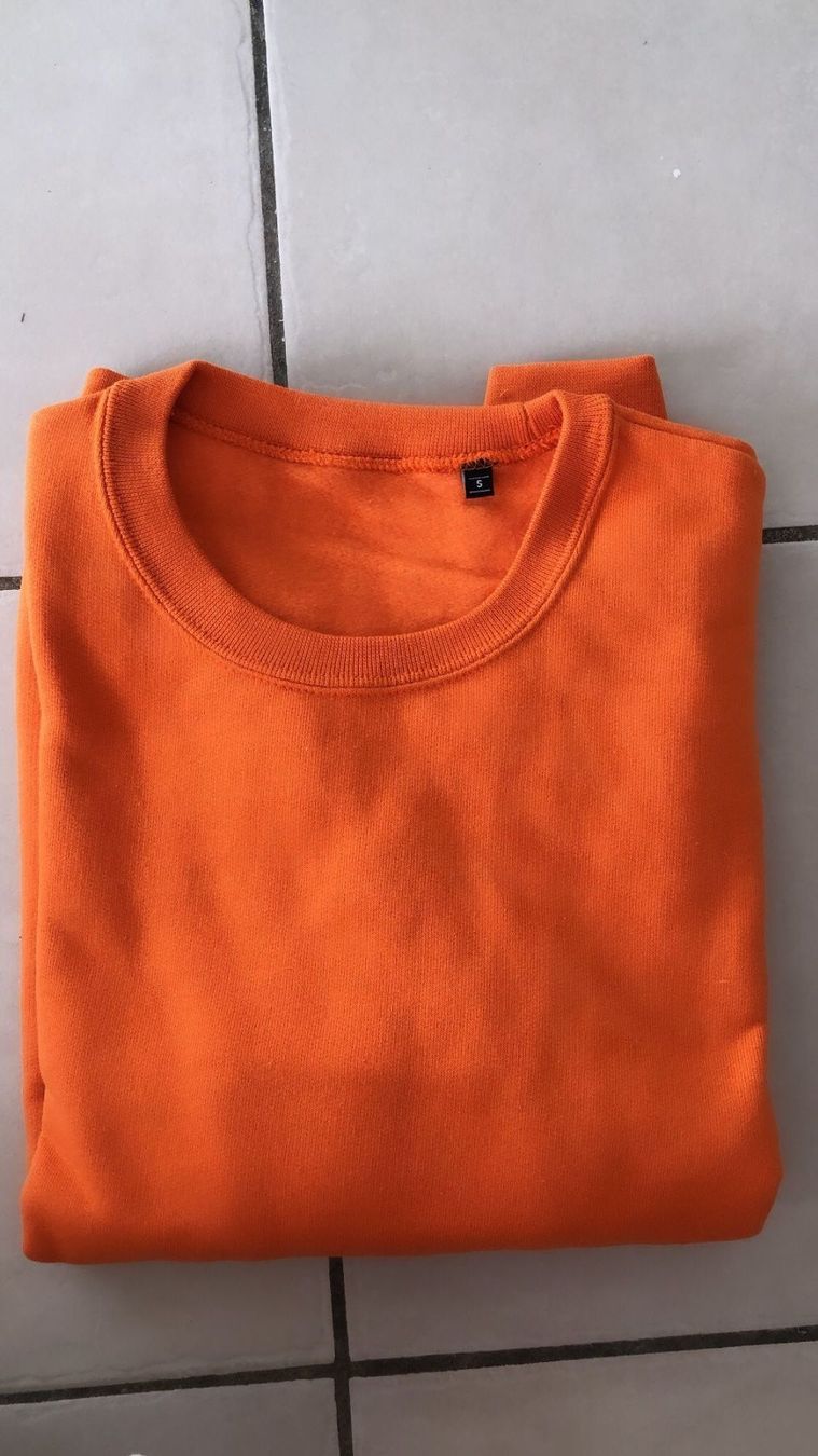 Pullover & Sweatshirts: Pullover Orange Gr. L Neu – Neu und originalverpackt aus Biel/Bienne von Bolagol9