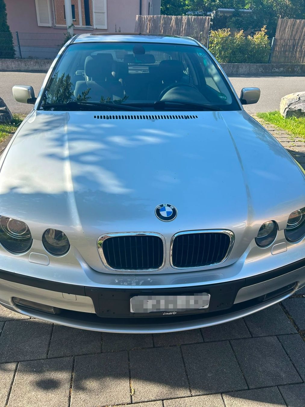 BMW Automobili: BMW 316i – Usato da Steffisburg venduto da superchivo