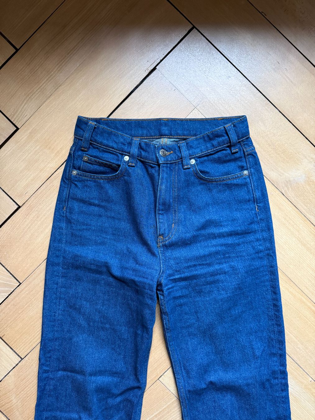 Arket Jeans: ARKET Poplar Jeans blau 25 – Usato da Zürich venduto da Diazaio 1