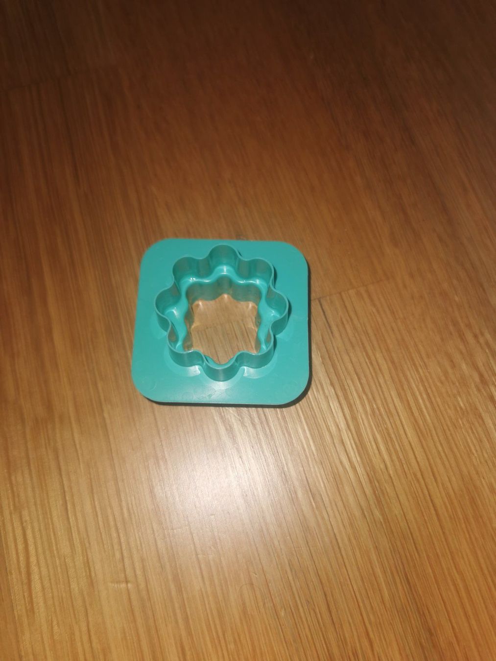 Tupperware Teglie da forno: 2 in 1 Ausstechform Tupperware – Nuovo (secondo la descrizione) da Malters venduto da Wahni81