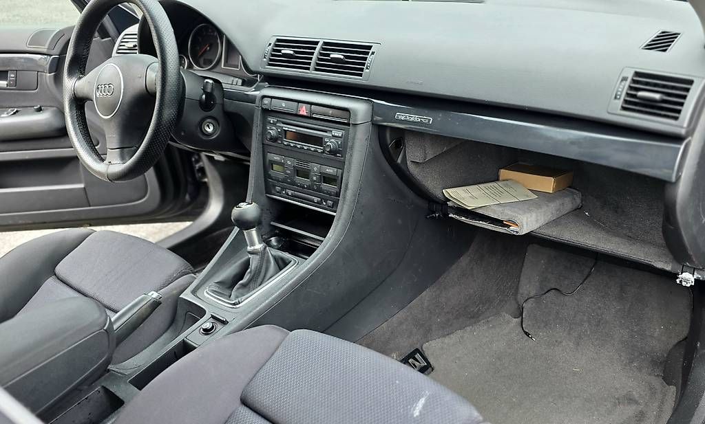 Automobili: Audi A4 1.8t quattro Limo – Usato da Heiligkreuz (Mels) venduto da Beyond-Auto 6
