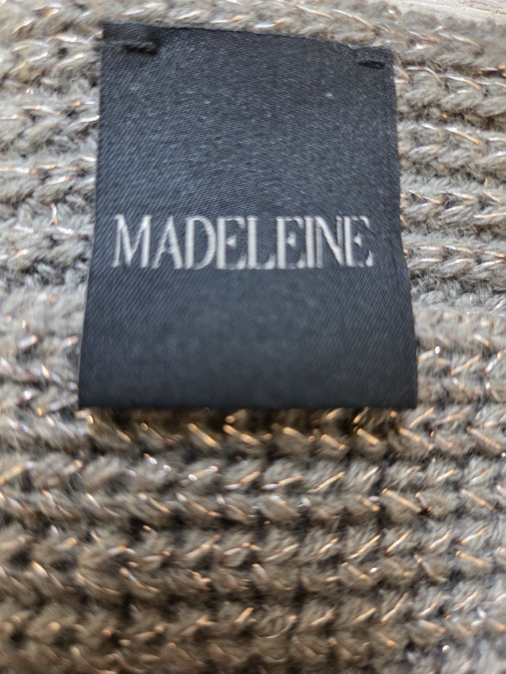 Madeleine Pullover & Sweatshirts: MADELEINE Pullover NP. 189 CHF – Neu (gemäss Beschreibung) aus Stansstad von Urs-_6362 2
