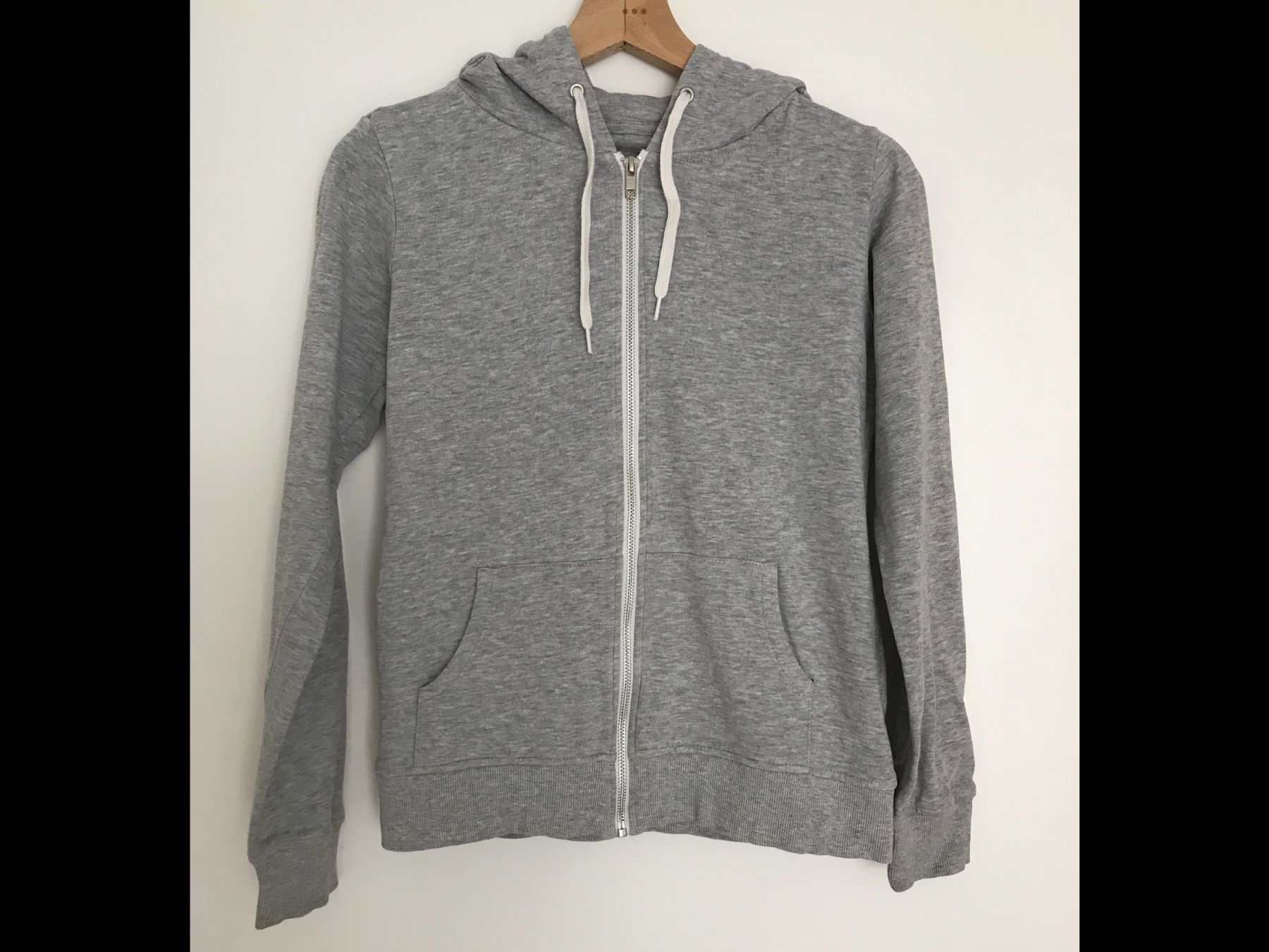 Maglioni & Felpe: Damen Kapuzenpullover Gr. 34 – Usato da uster venduto da articles