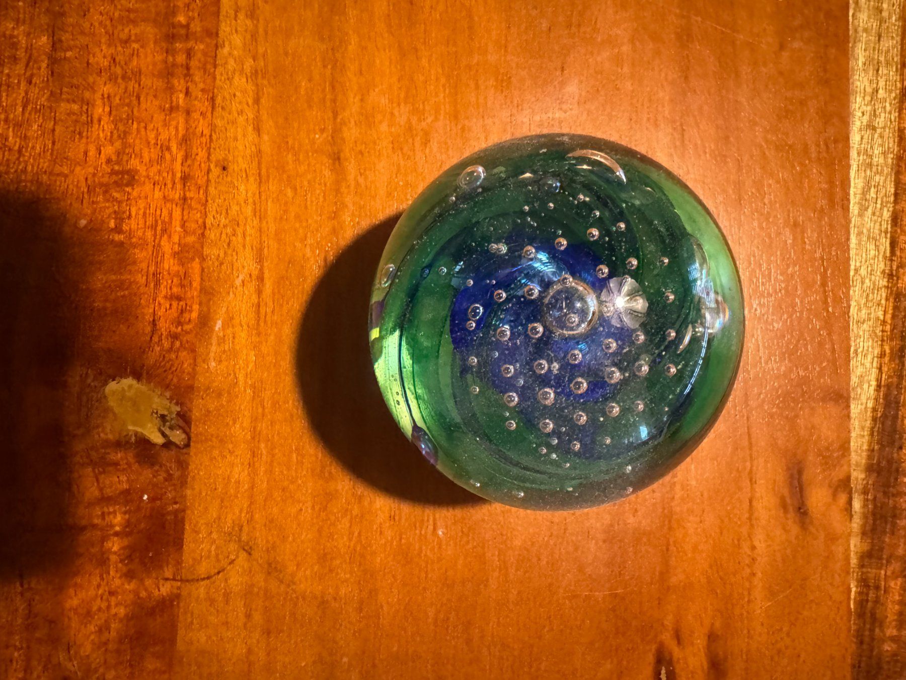 Tutte le decorazioni: Blaue Glaskugel mit Luftblasen Deko Figur – Nuovo (secondo la descrizione) da Gockhausen venduto da Aston 1