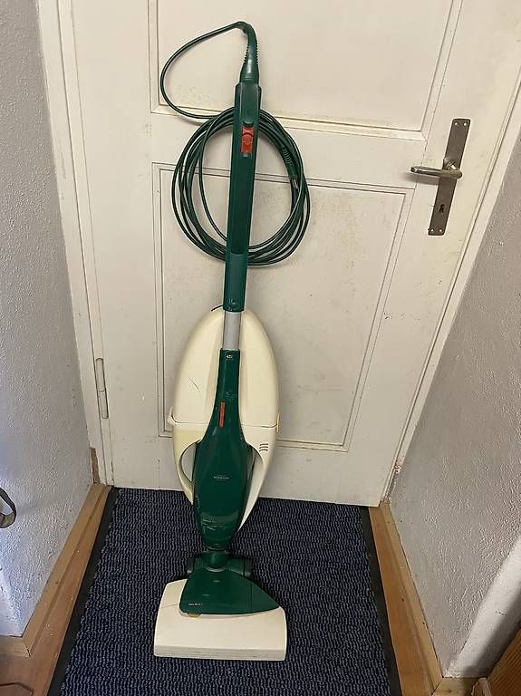 Aspirateurs & Accessoires: Vorwerk Staubsauger  – D'occasion à Lupsingen par kurrrti