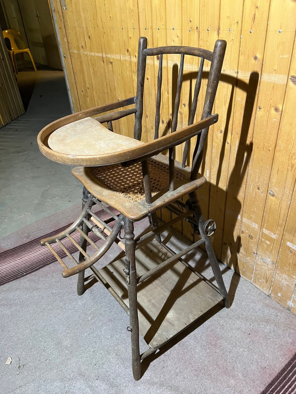 Seggioloni: Ancienne chaise bébé – Usato da Athenaz (Avusy) venduto da Drine1971 1
