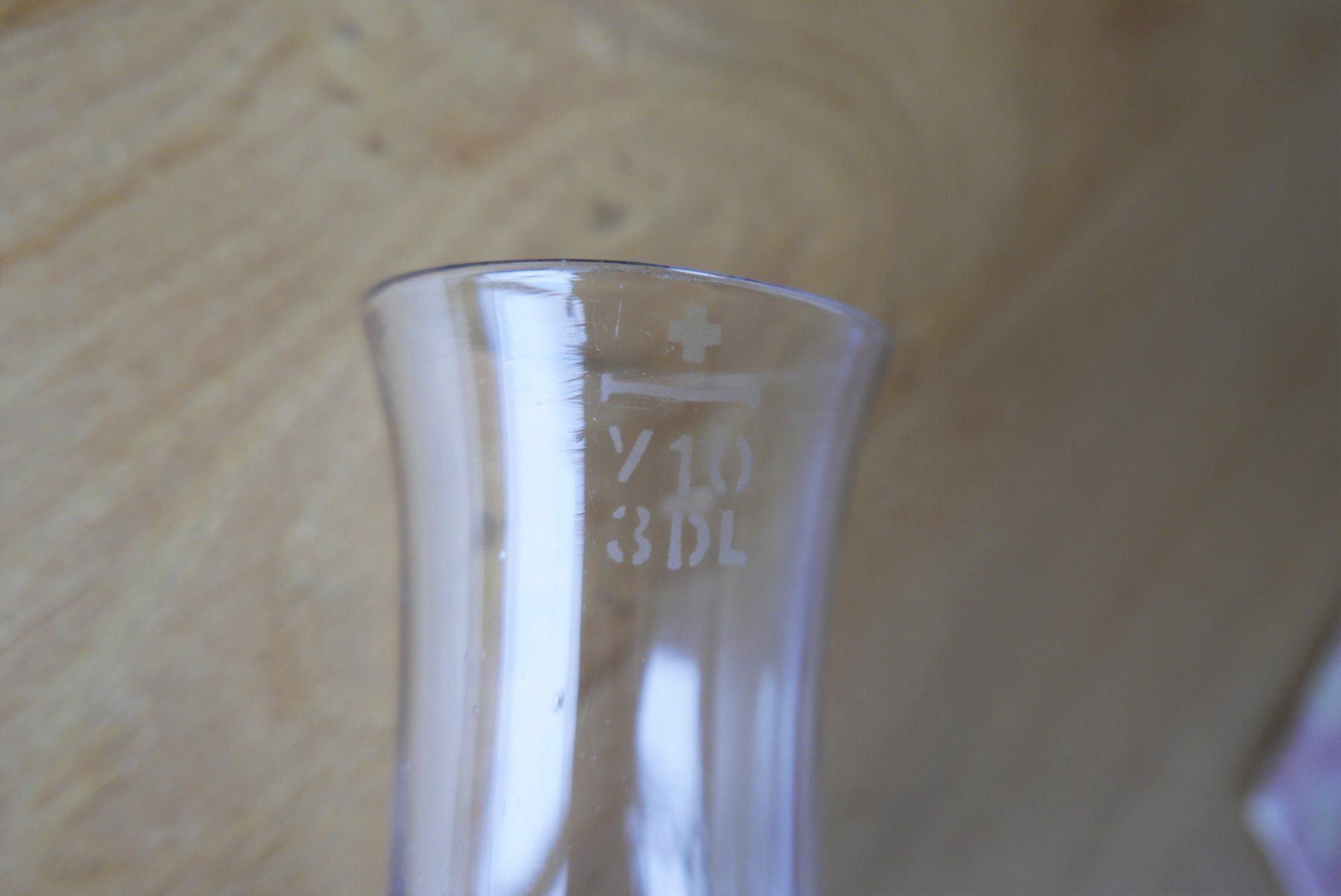 Bicchieri: altes Glas geeicht – Usato da Zürich venduto da vals02 1