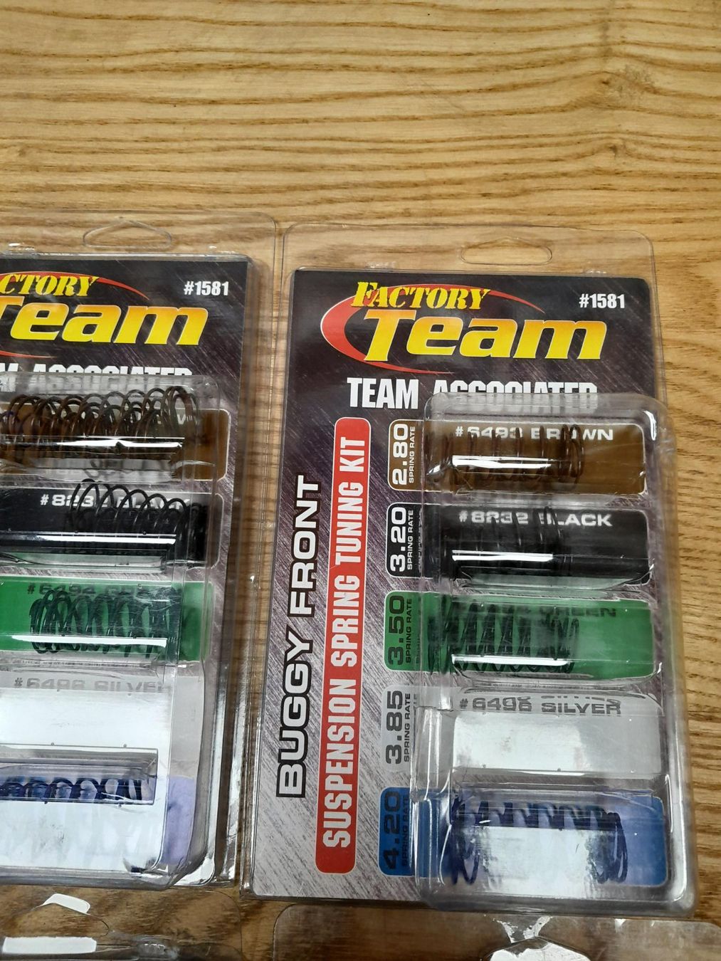 Modellismo RC: Team Associated RC Stossdämpfer mit div. Federn – Usato da Mollis venduto da Pela0 2