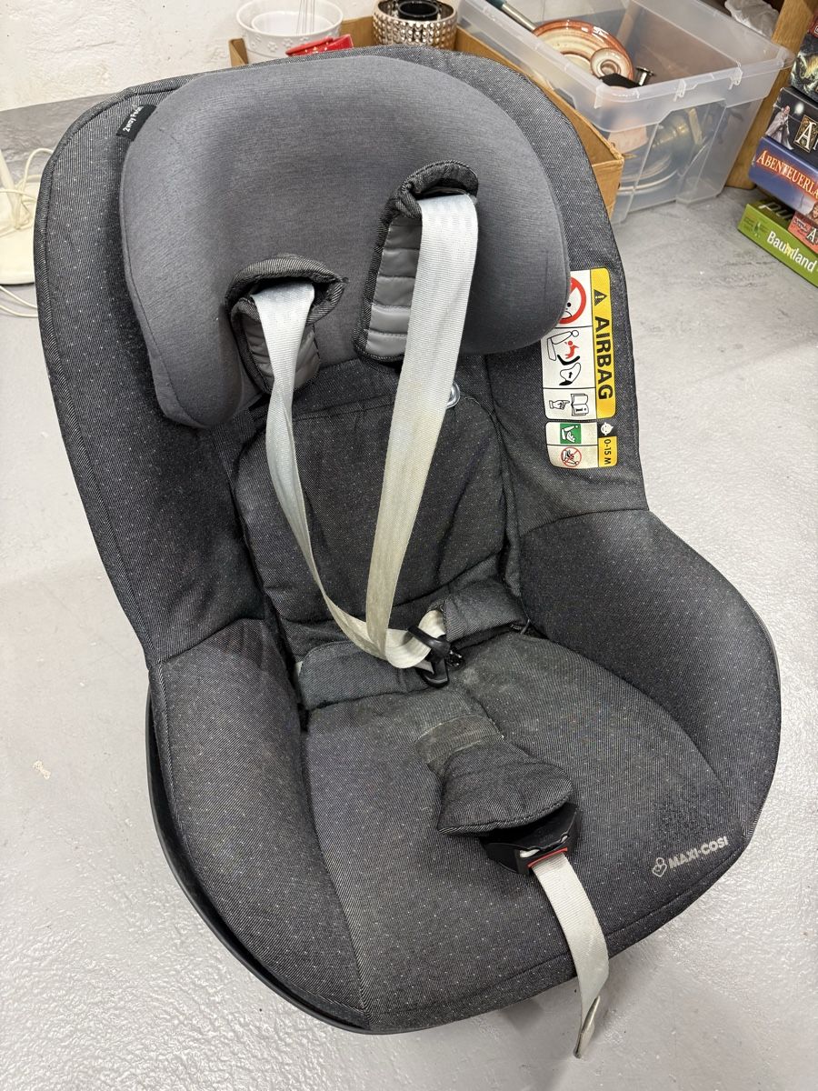 Auto-Kindersitze: Maxi-Cosi 2way Pearl Kindersitz – Gebraucht aus Rickenbach b. Wil von Keks42