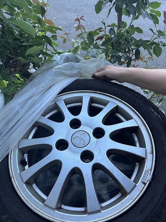 Pneus & Kompletträder: Reifen mit Felgen – Gebraucht aus Erlinsbach SO von d.rm 1