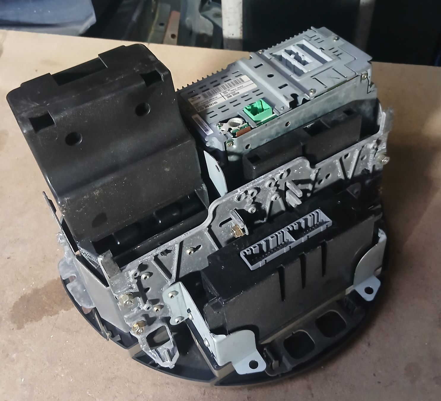 Jaguar Tutti pezzi di ricambio auto: Console lecteur Jaguar S-Type  – Usato da la heutte venduto da Auto-stock 2