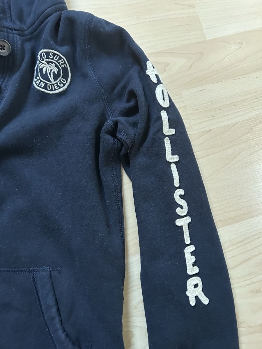 Hollister Maglioni & Felpe: Hollister Hoodie – Usato da Zürich venduto da del_2dkl 2
