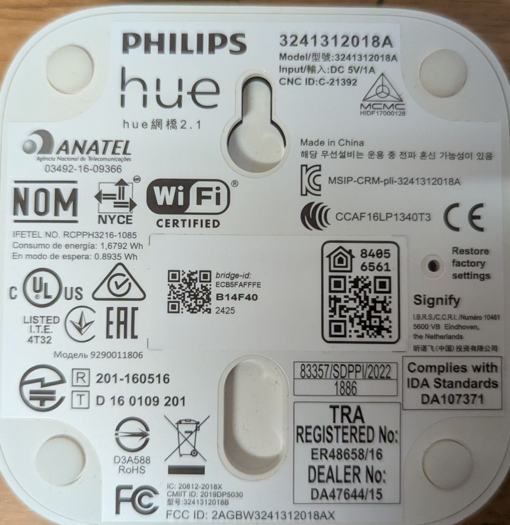 Philips Hubs & Switches: Philips Hue Bridge – Gebraucht aus Basel von duy_n297 1