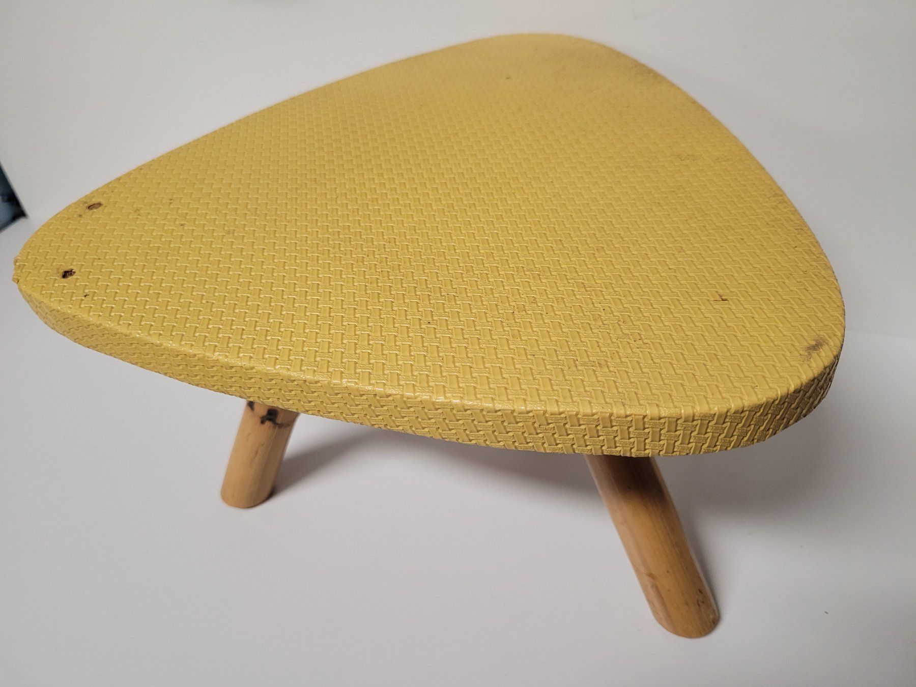 Hocker: Vintage Dreibein - Hocker Blumenhocker – Gebraucht aus Zofingen von Loop_ReSale 5