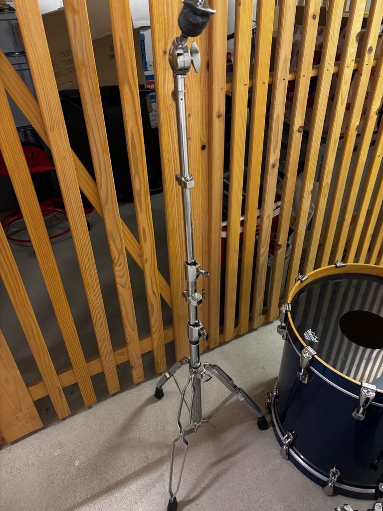 Musikinstrumente: Bassdrum, Snaredrum & Beckenständer – Gebraucht aus Spreitenbach von Hemingway69 5
